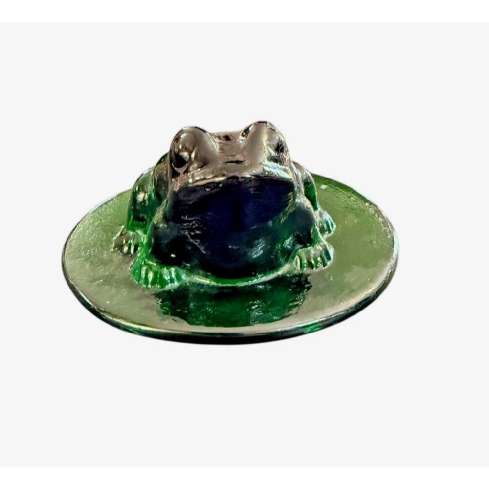 Vintage Viking or Style Green Art Glass Frog on Lily Pad Paperweight - Picture 2 of 11